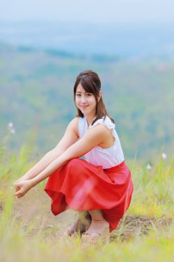 初尝人妻滑进去了莹莹视频